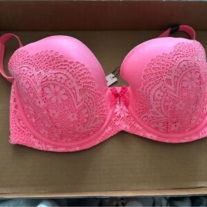 Victoria's Secret Coral Lace Underwire Bra